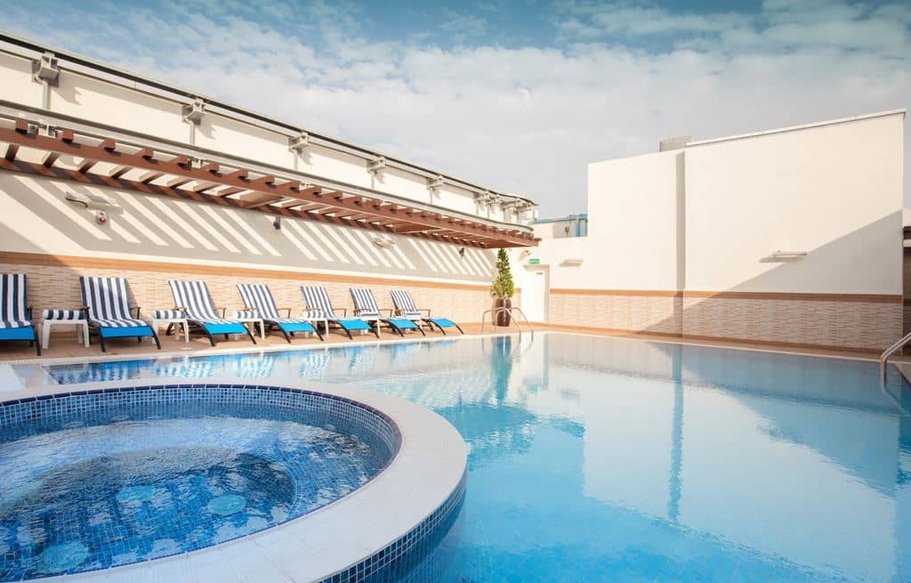 pools-outdoor-pool