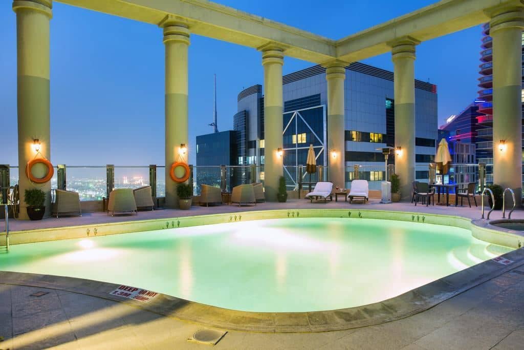 pools-outdoor-pool