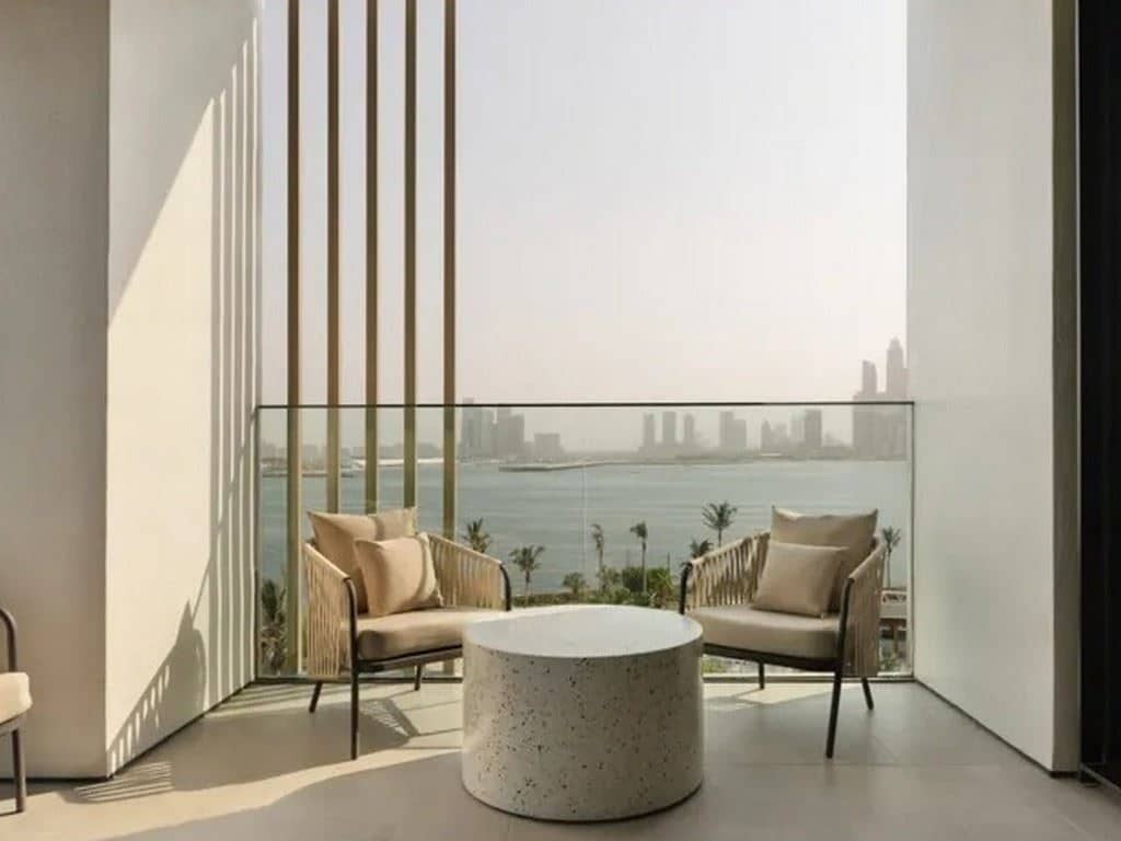 rooms-breaking-waves-suite-w-terrace