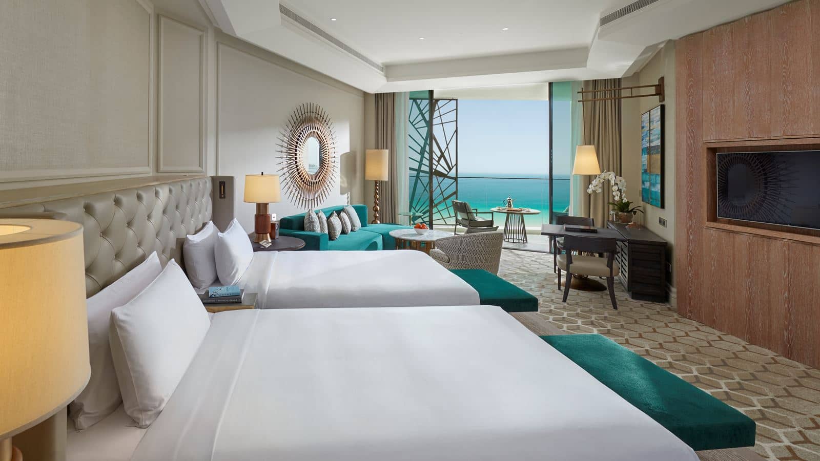 rooms-deluxe-sea-view-room