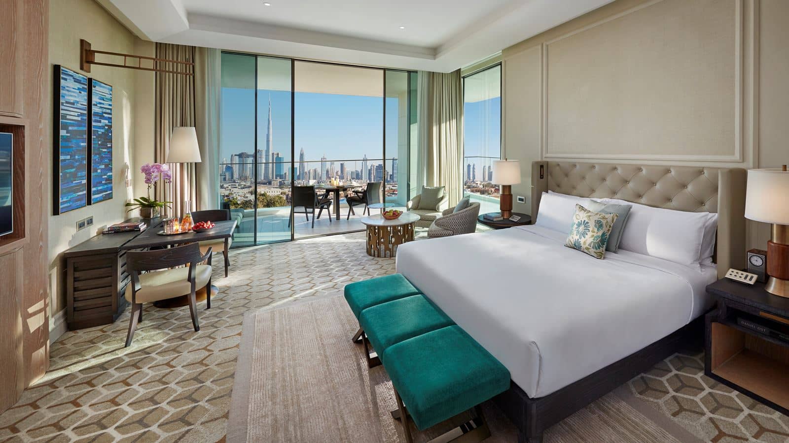 rooms-mandarin-panoramic-view-room