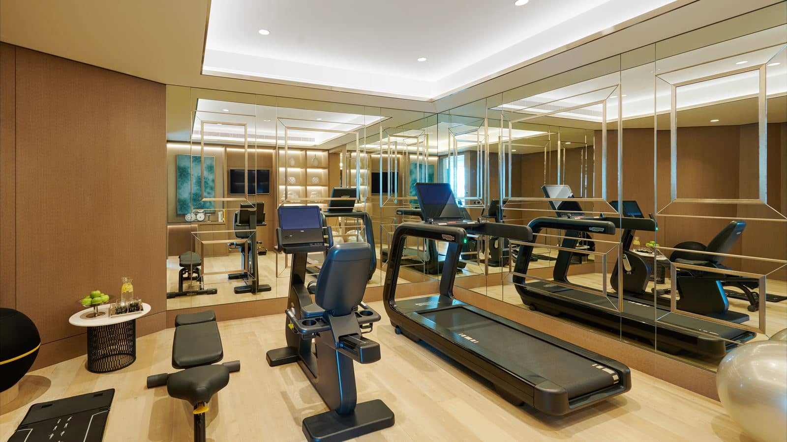 rooms-royal-penthouse
