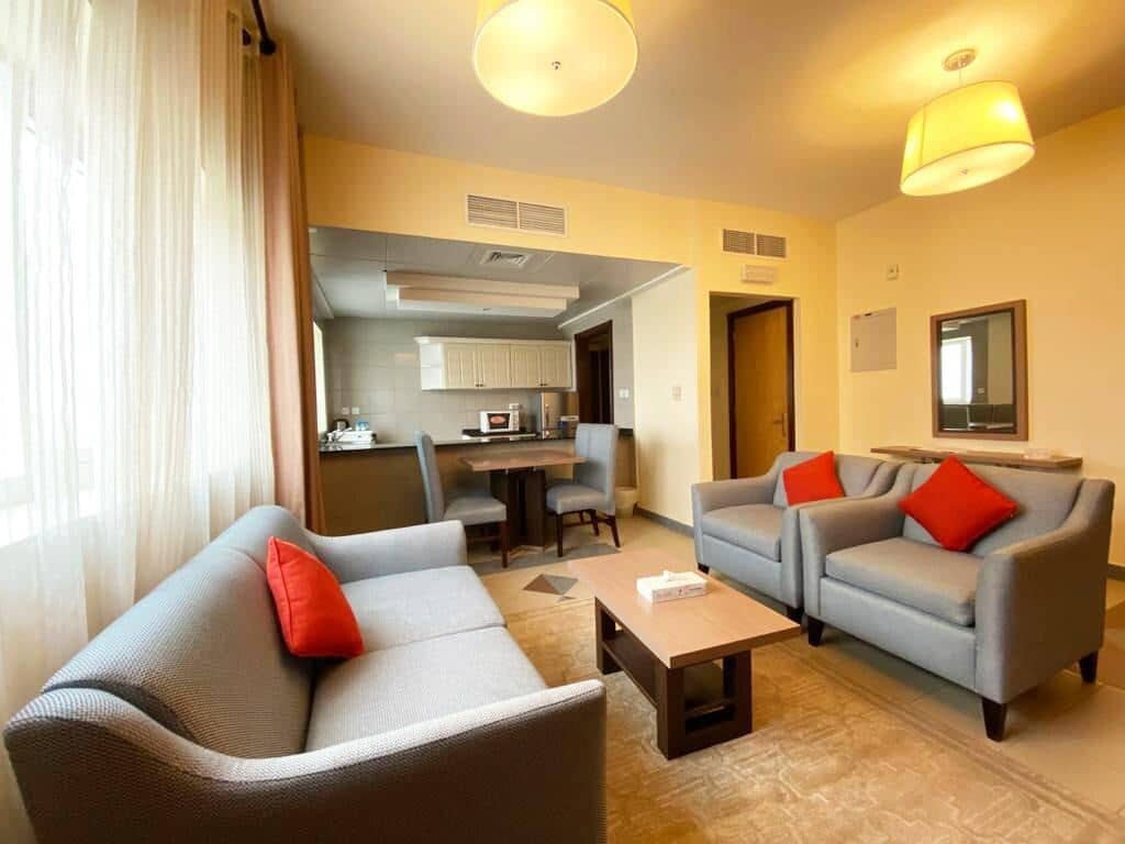 rooms-twobedroom-suite