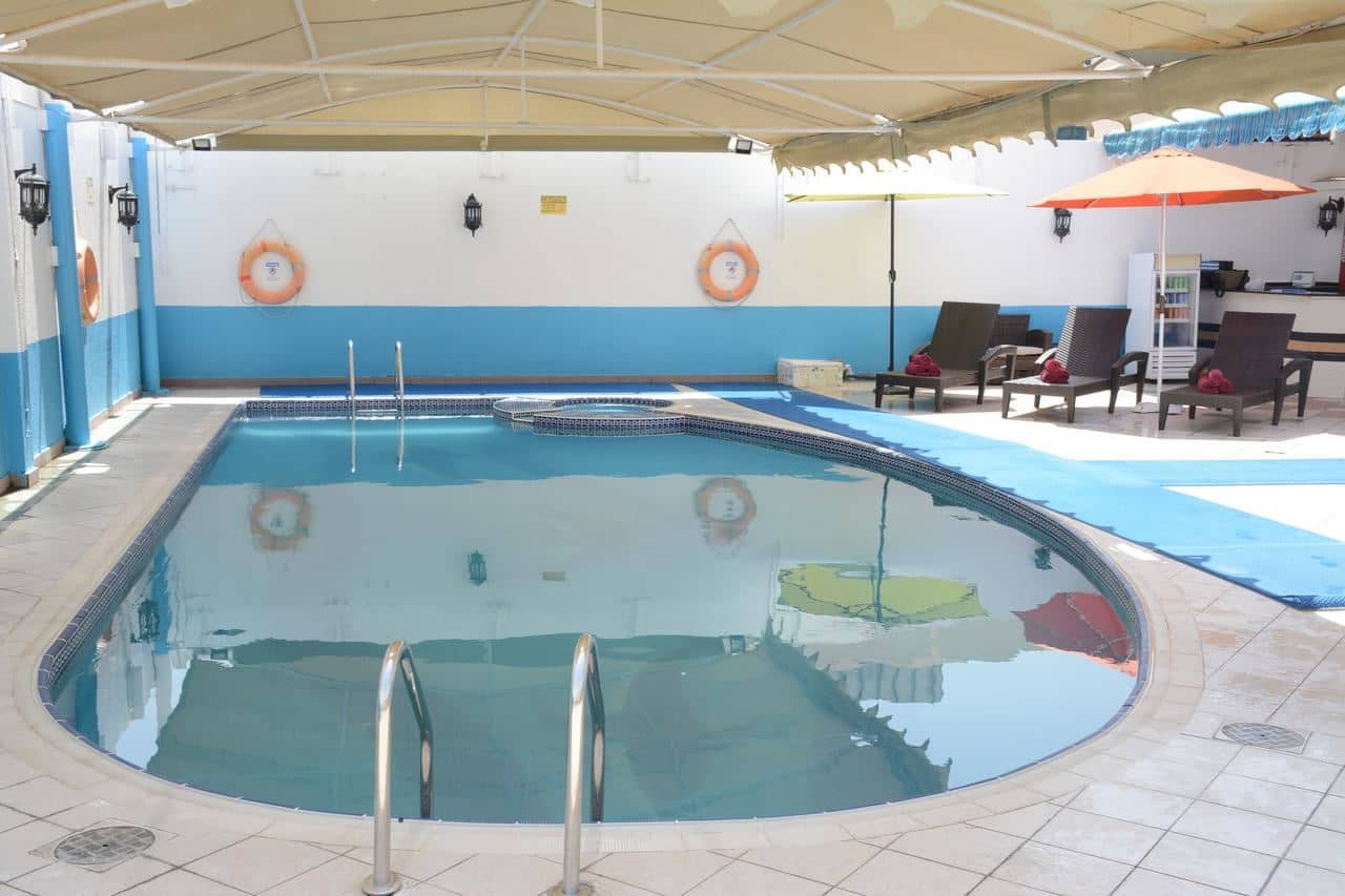 pools-outdoor-pool