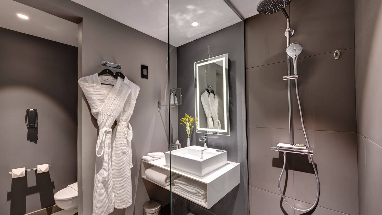 rooms-standard-room