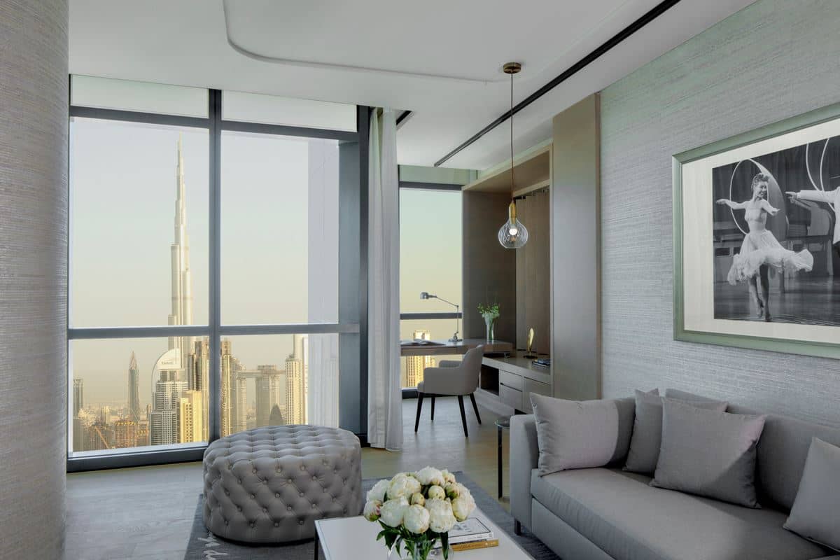 rooms-silver-screen-suite