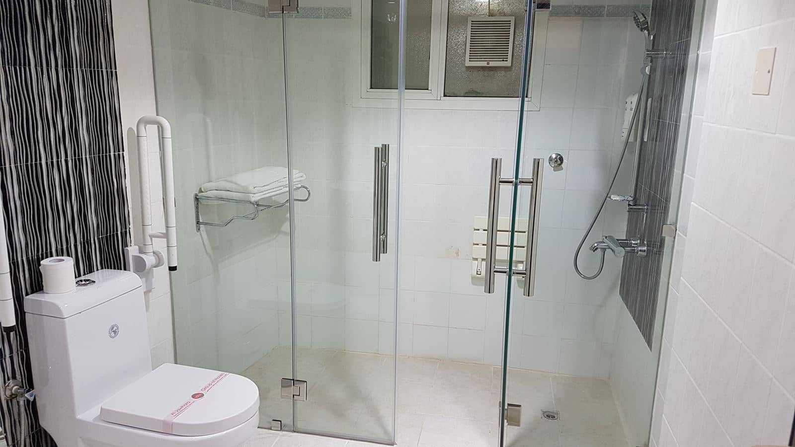 rooms-standard-suite