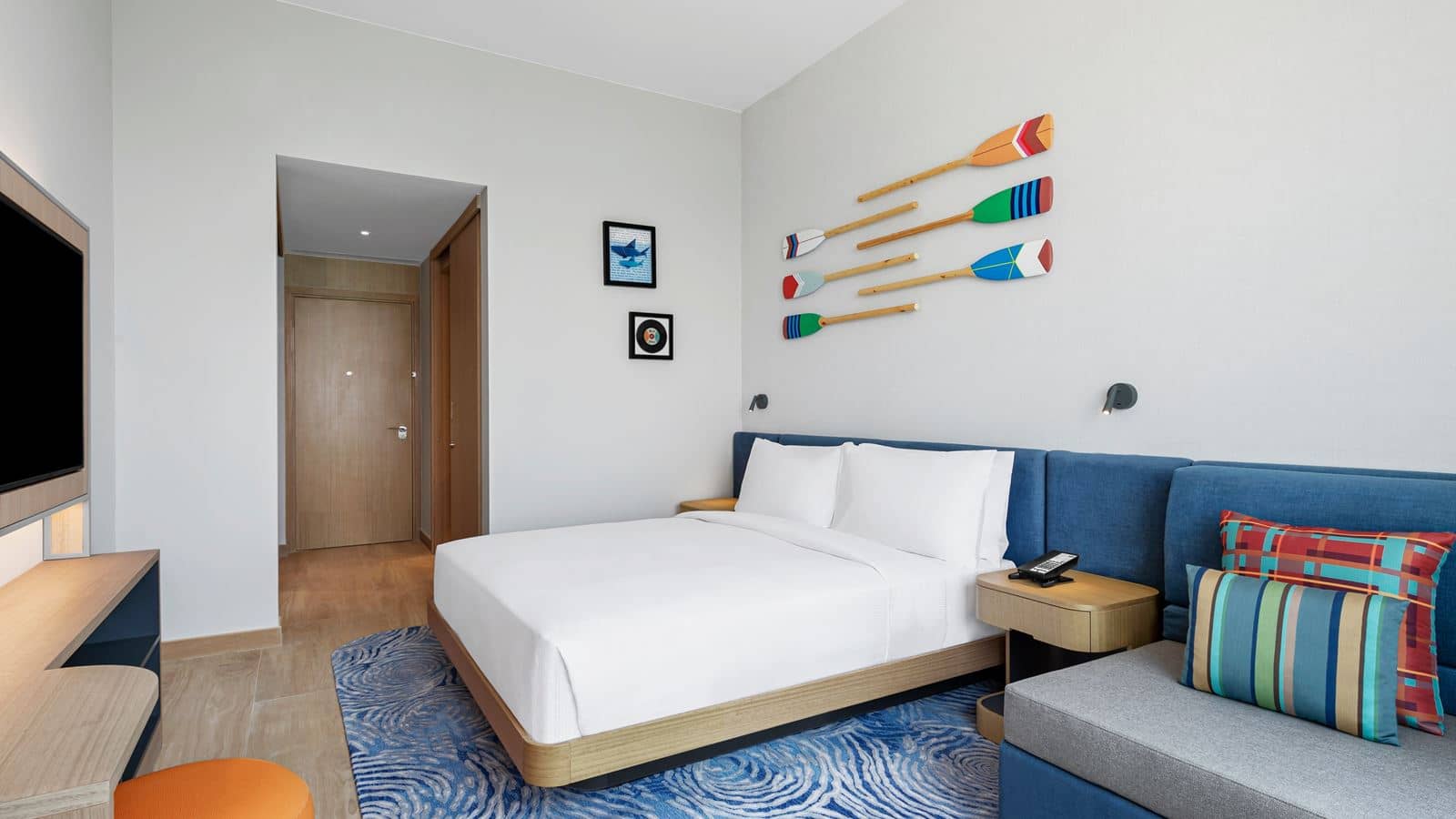 rooms-kingqueen-guest-room-island-view