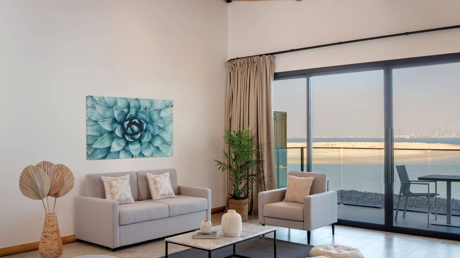 rooms-junior-ocean-view-suite