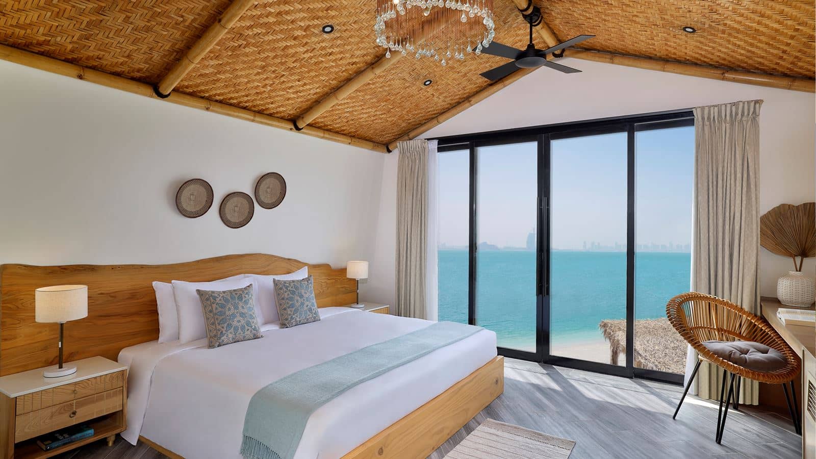 rooms-four-bedroom--beach-pool-villa