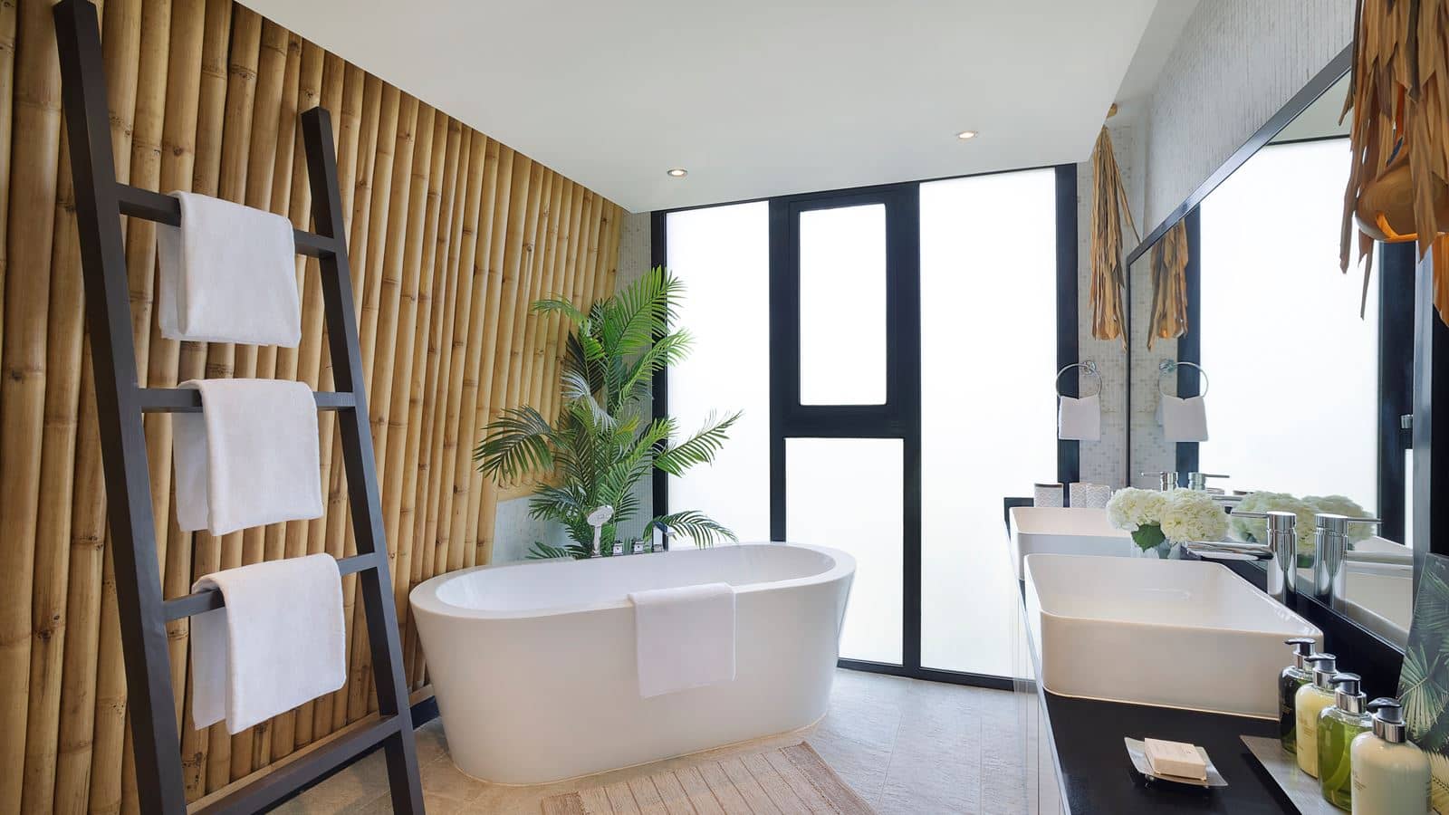 rooms-four-bedroom--beach-pool-villa