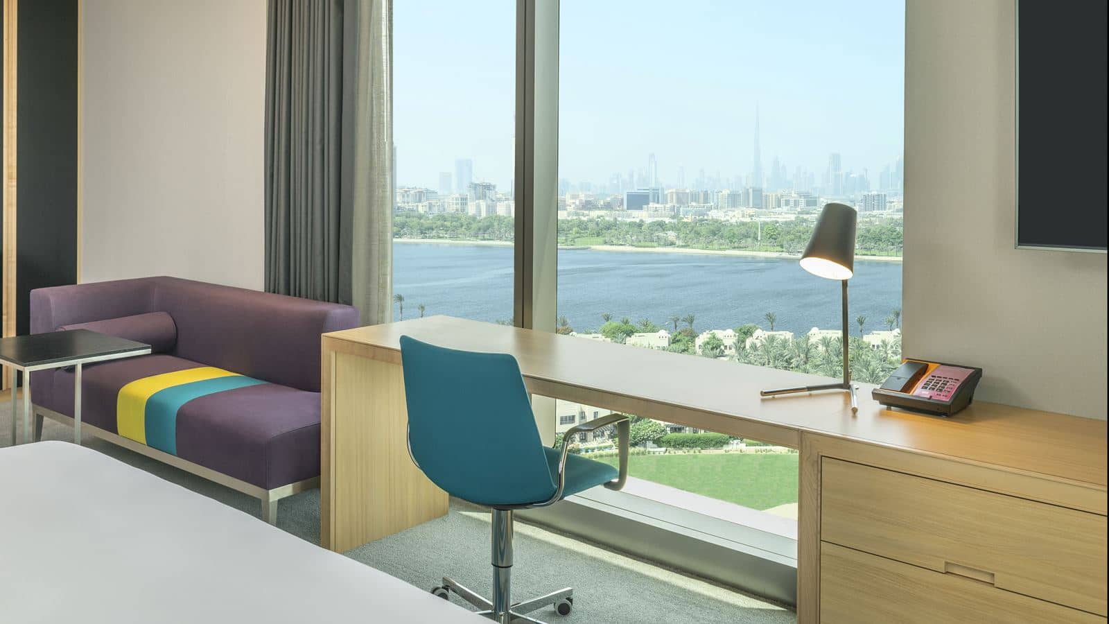 rooms-savvy-suite