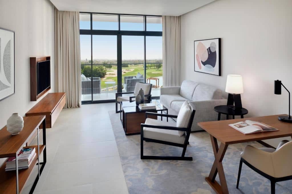 rooms-premier-suite-golf-view