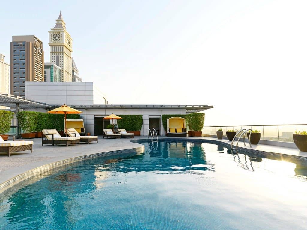pools-outdoor-pool