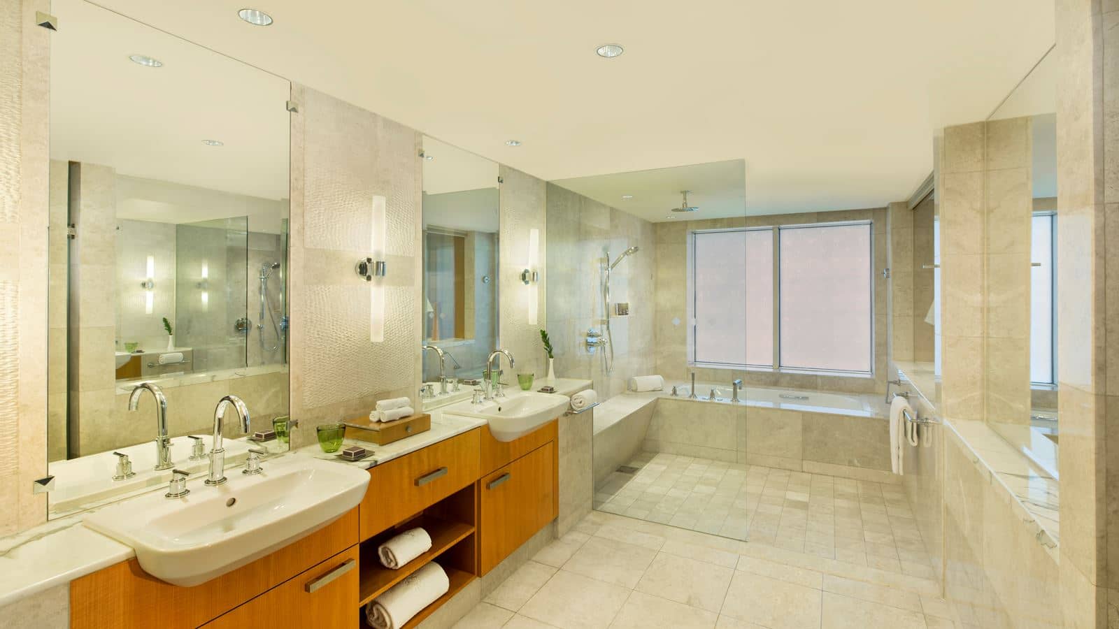 rooms-club-room