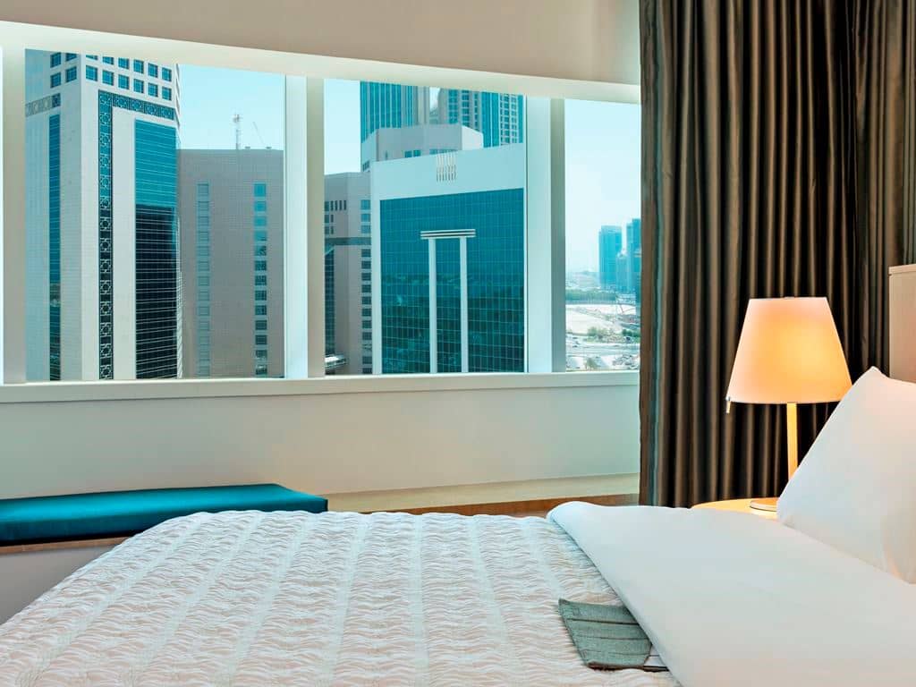 rooms-deluxe-suite