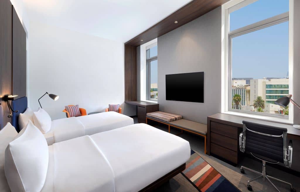rooms-family-room