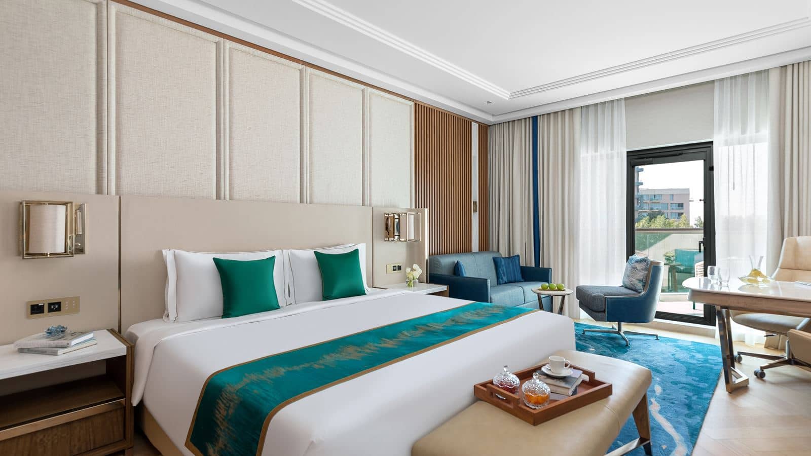 rooms-luxury-room