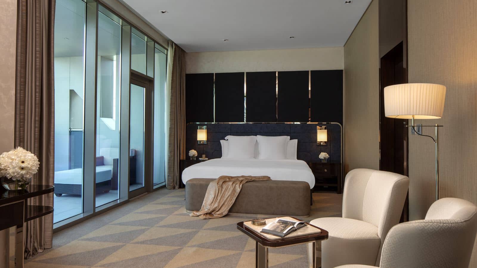 rooms-executive-suite-hyde-in