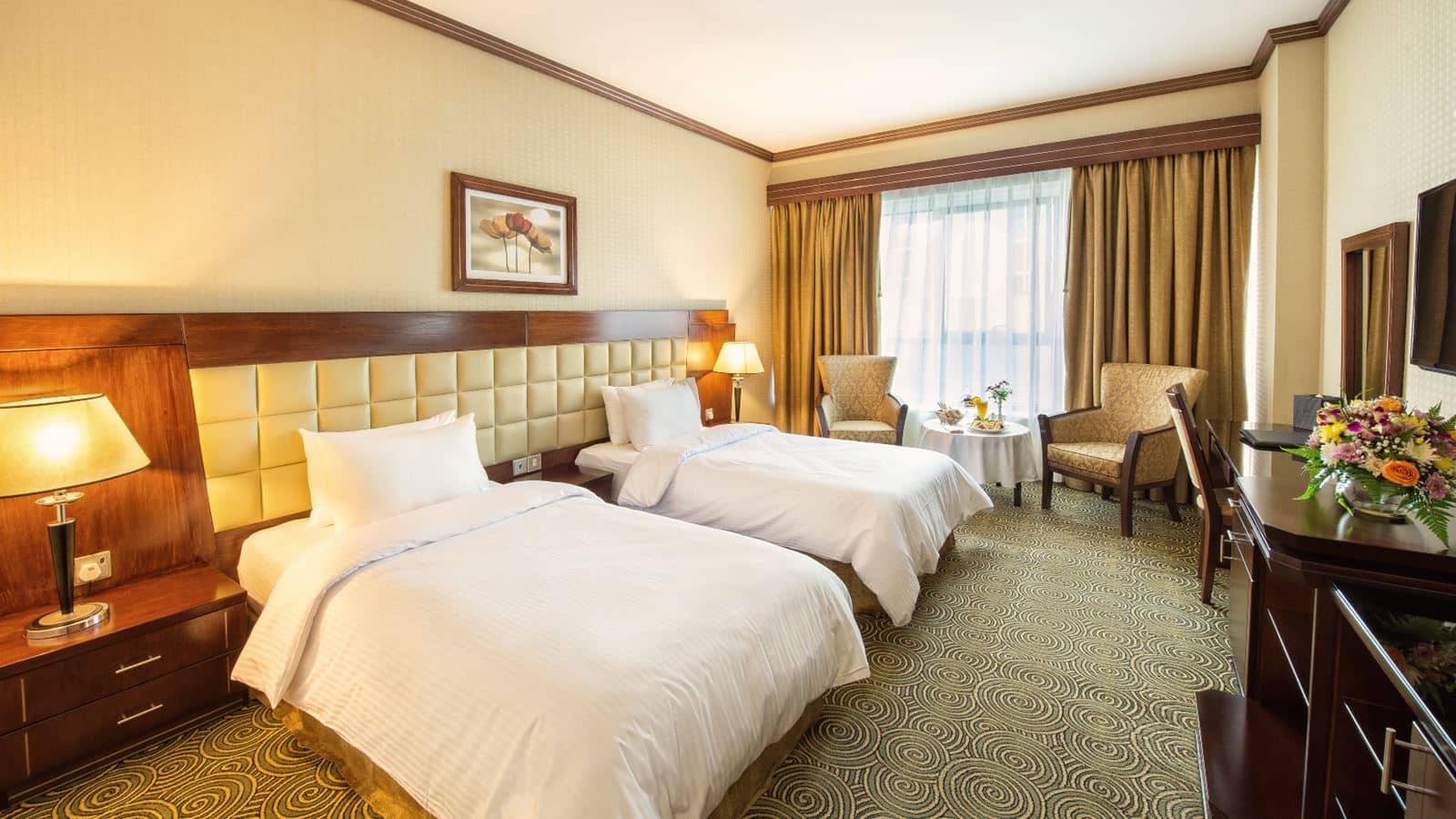 rooms-deluxe-room
