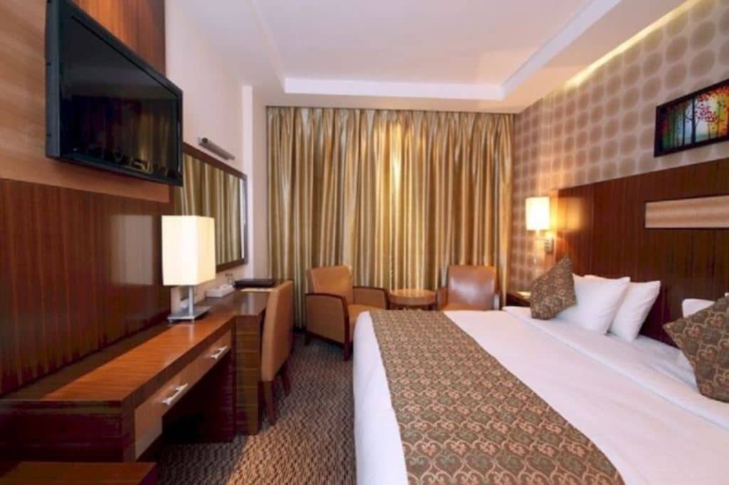 rooms-standard-room