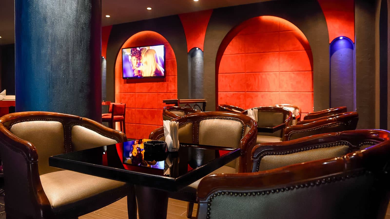 bars-amadeus-lounger-bar
