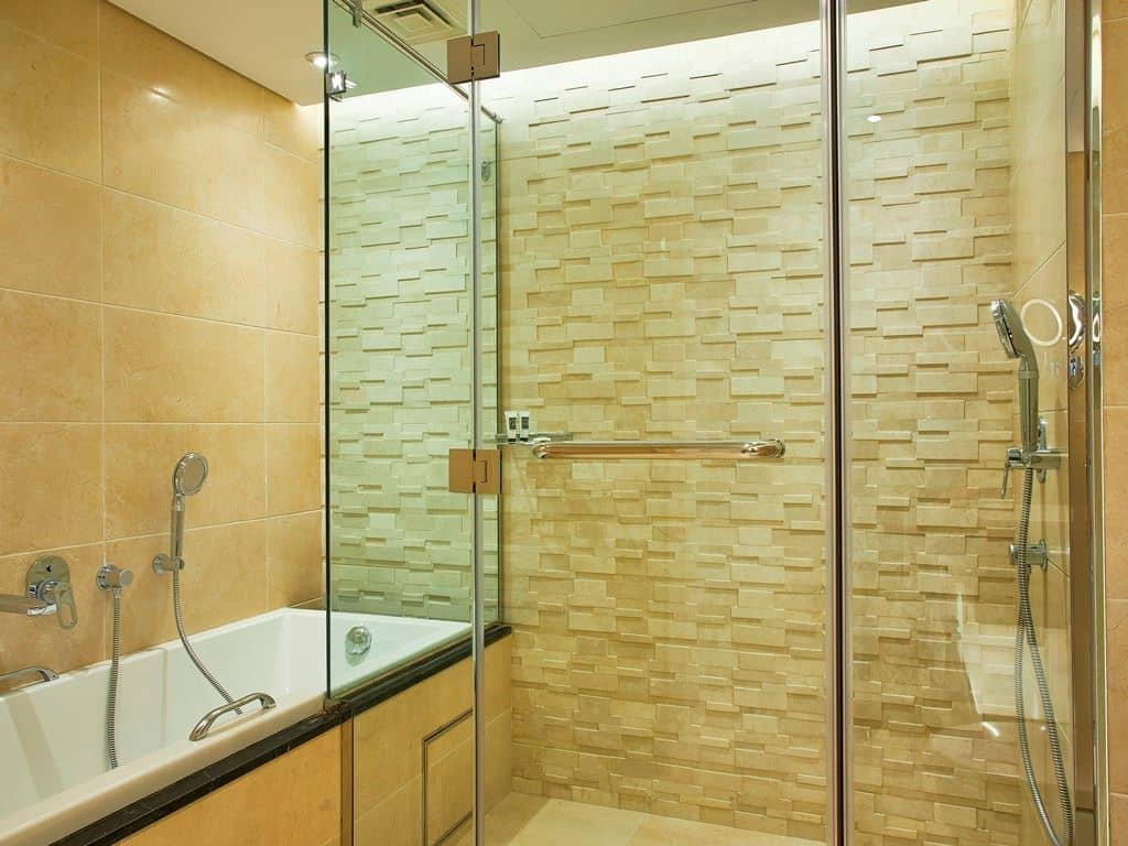 rooms-1-bedroom-suite-skyline-view