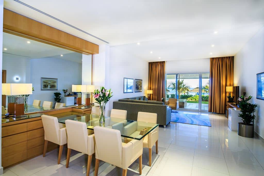 rooms-1-broom-villa