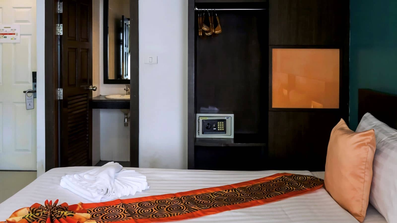 rooms-comfort-room