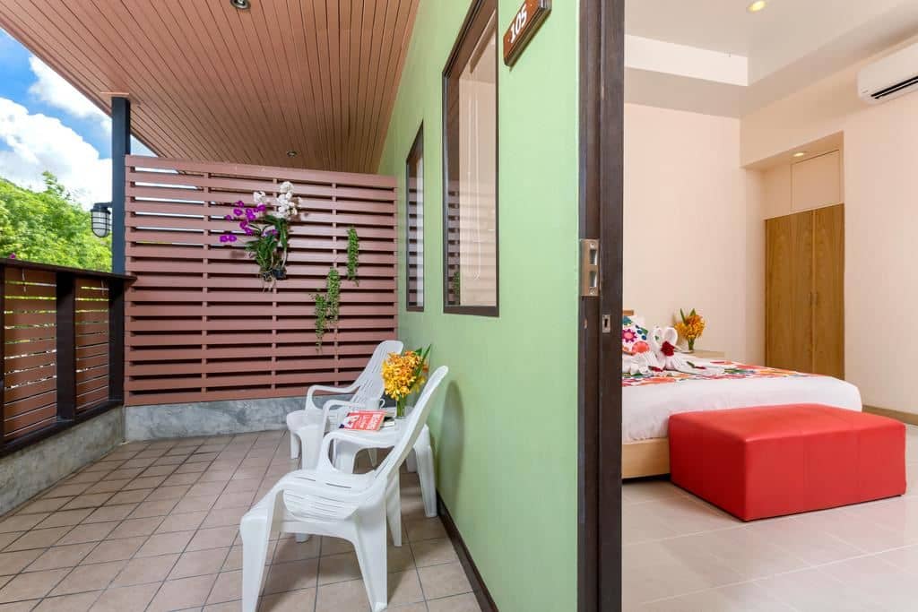rooms-superior-room