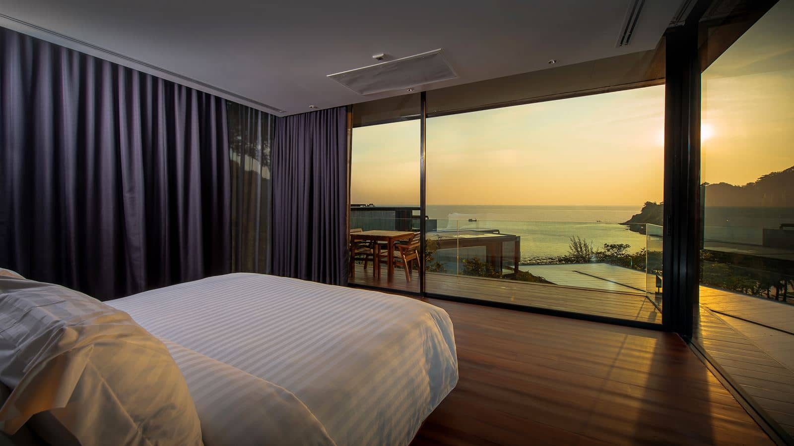 rooms-one-bedroom-pool-villa-high-bay