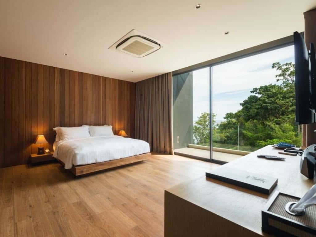 rooms-napa-suite
