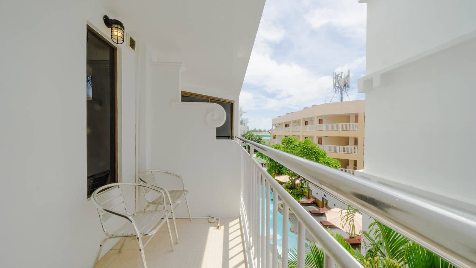 rooms-deluxe-studio