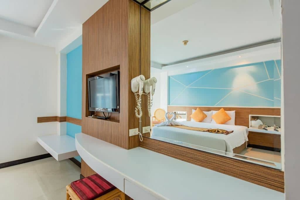 rooms-superior-room