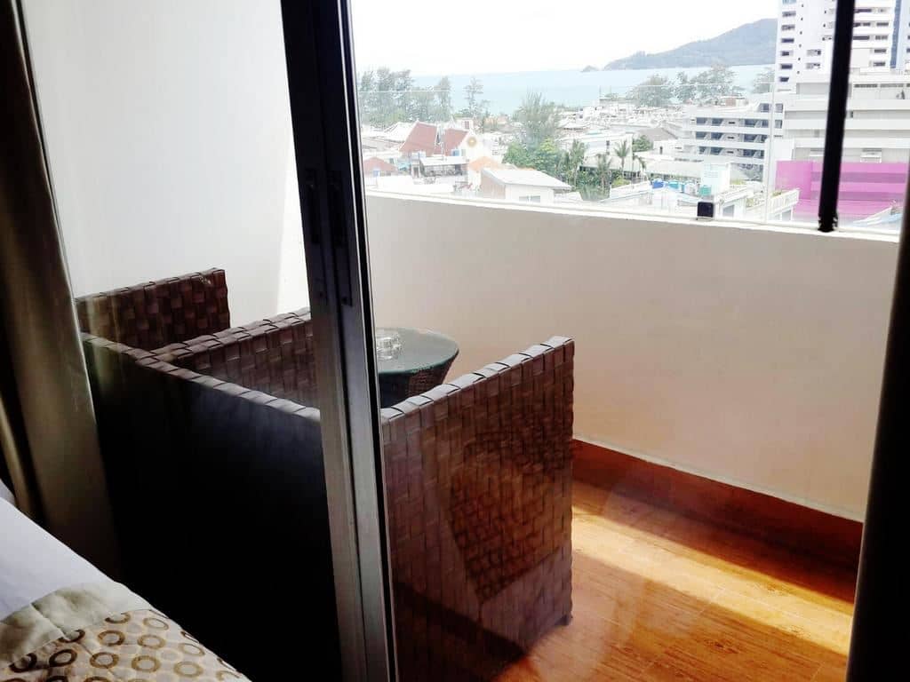 rooms-deluxe-sea-view