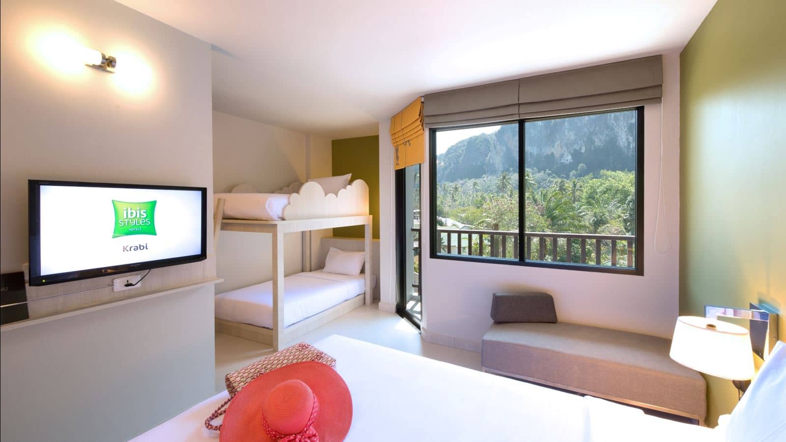 rooms-family-room