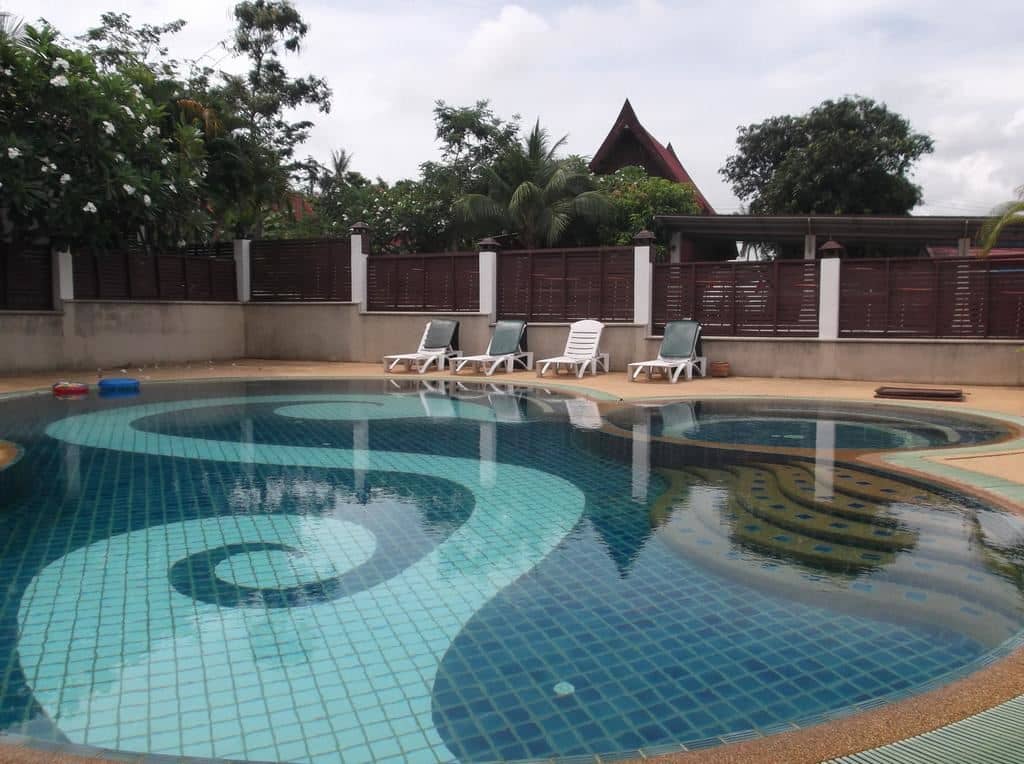 pools-outdoor-pool