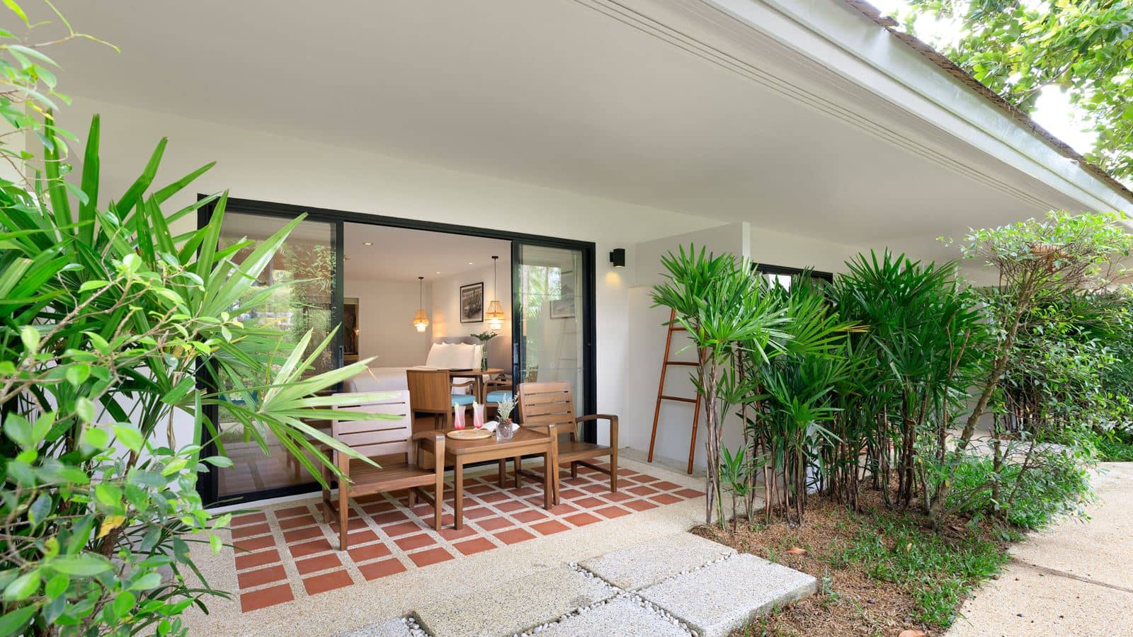 rooms-premier-garden-terrace