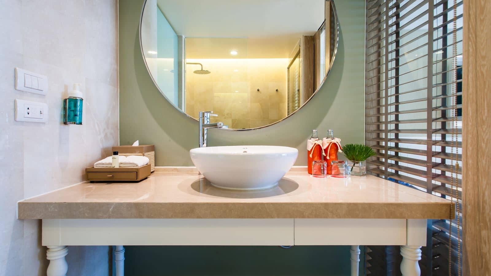 rooms-deluxe-room
