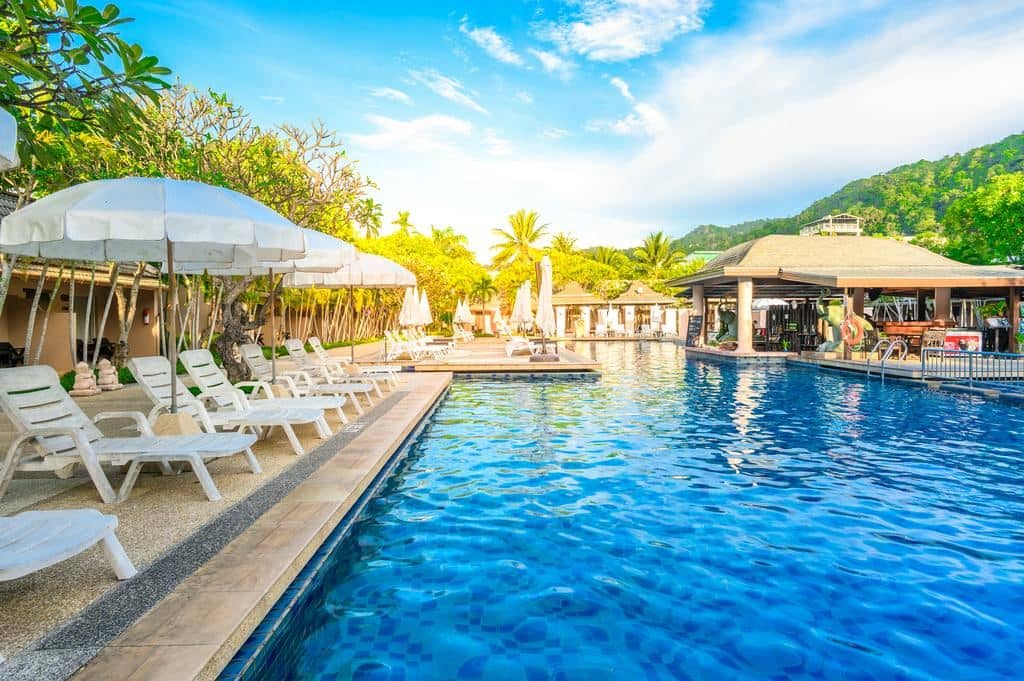 pools-outdoor-pool