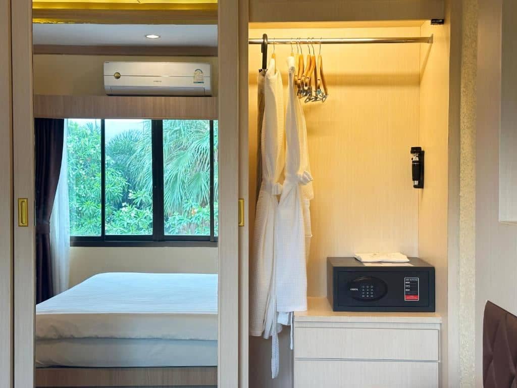 rooms-two-bedroom-signature-grande-suite