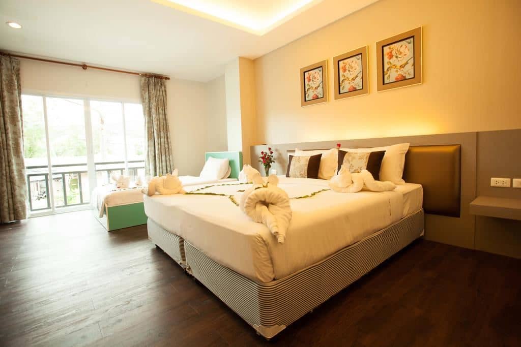 rooms-family-room