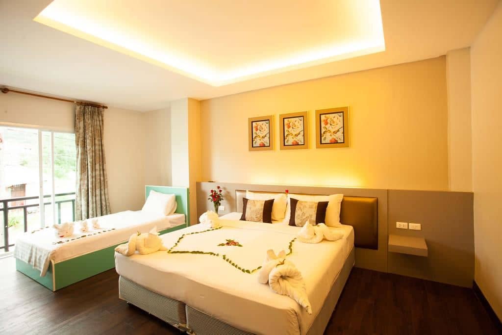 rooms-family-room