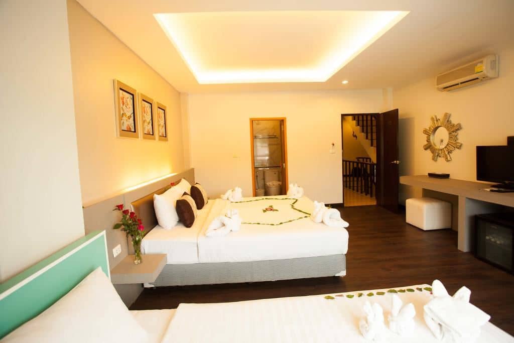 rooms-family-room