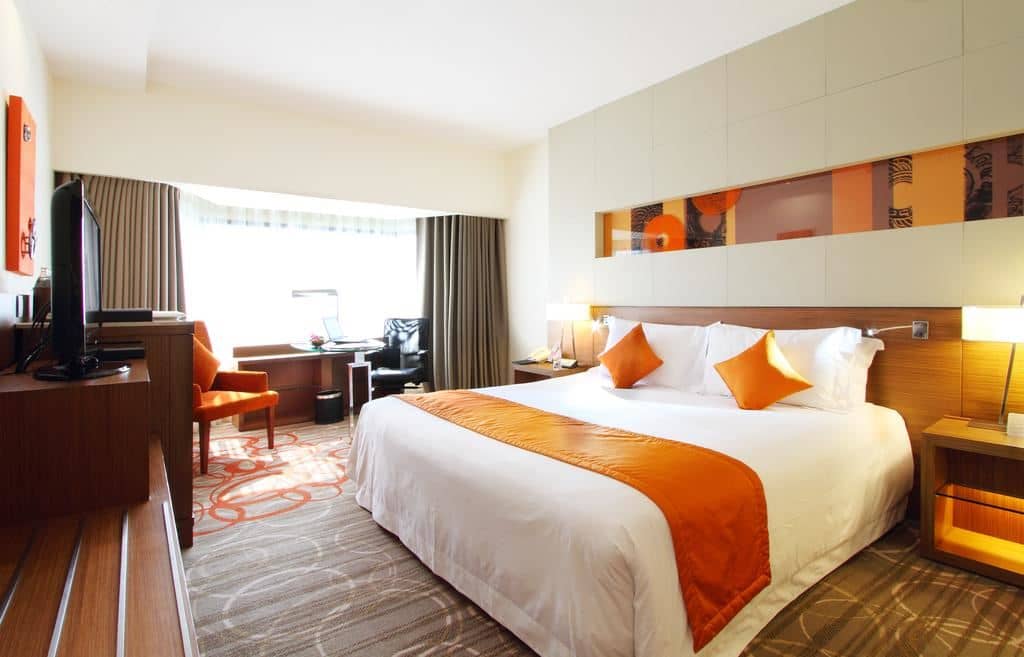 rooms-deluxe-room