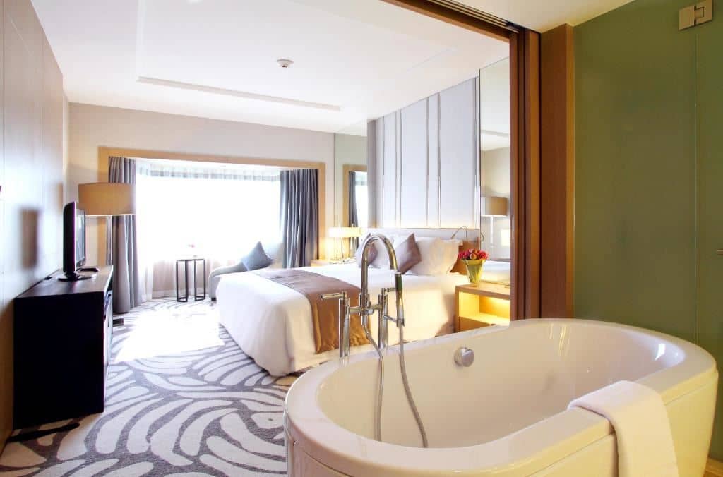 rooms-executive-suite-club