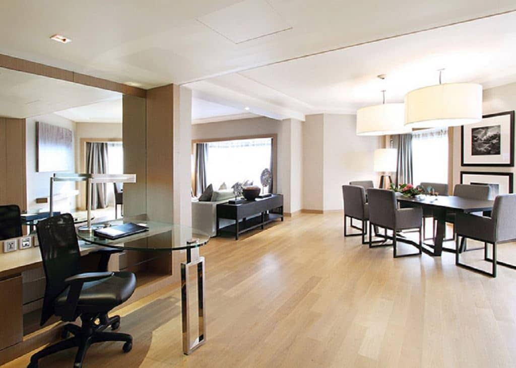 rooms-royal-suite