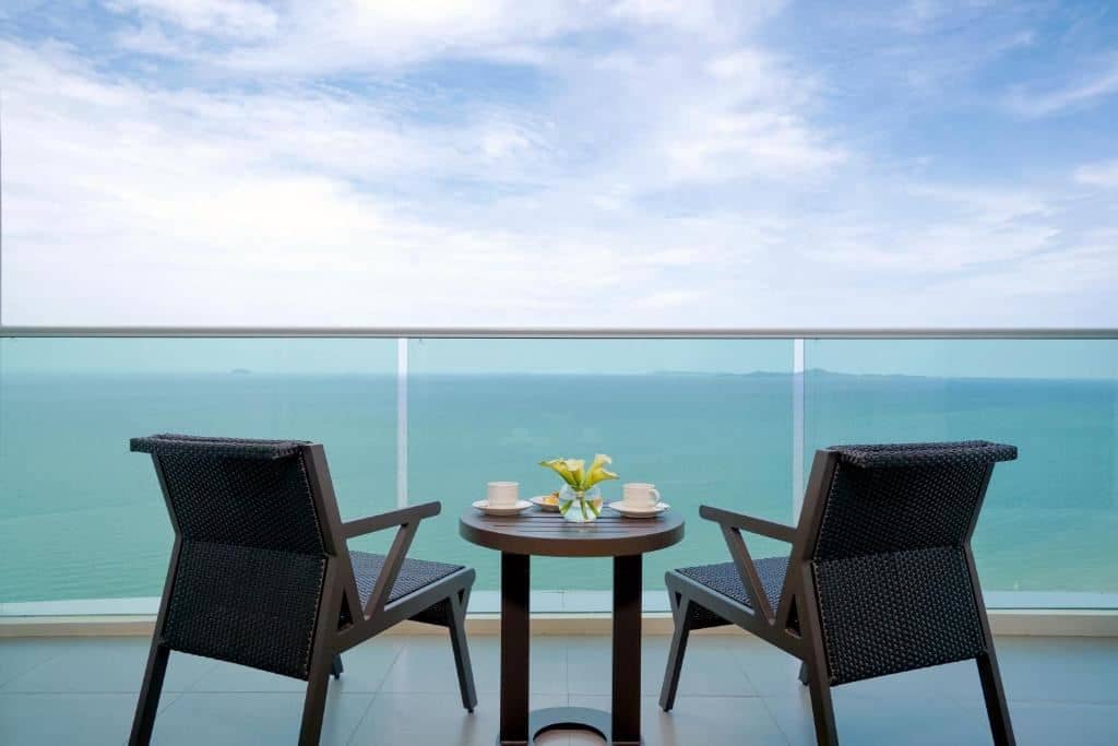 rooms-family-suite-seaview