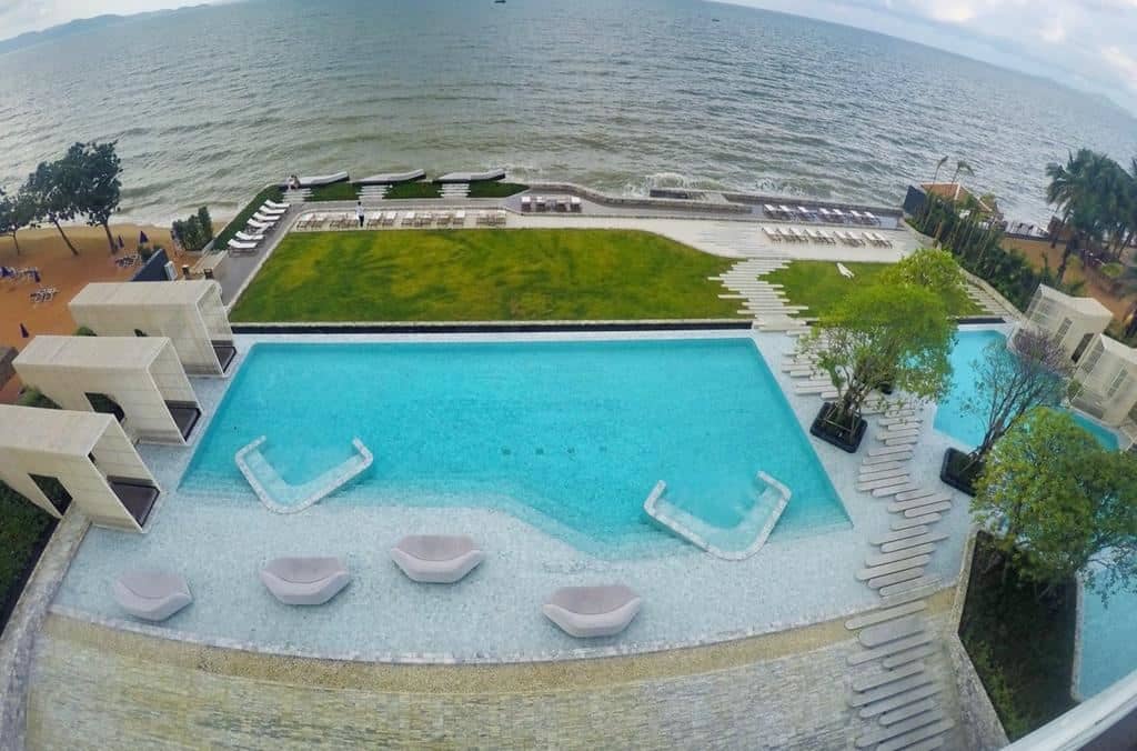 pools-outdoor-pool