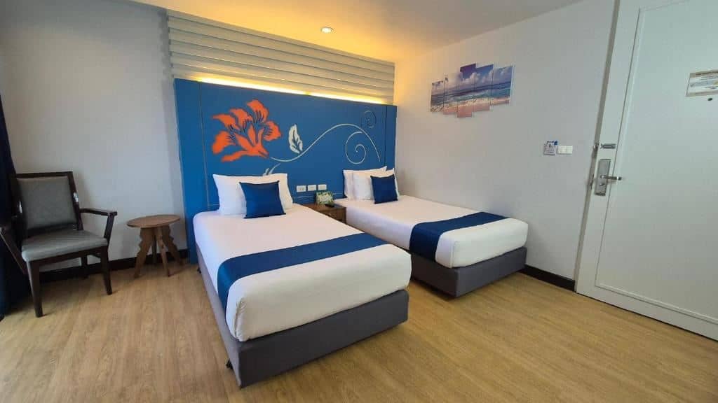 rooms-deluxe-room
